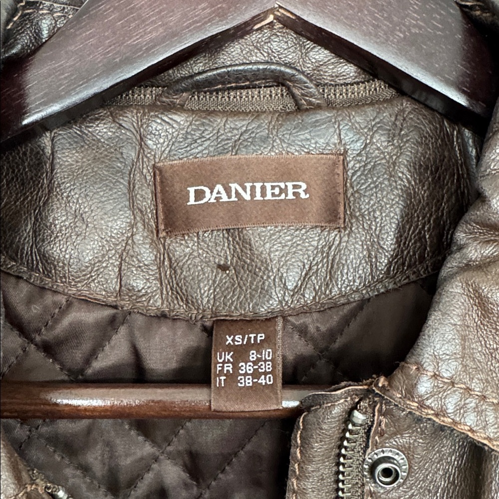 Danier Dark Brown Leather Jacket - Picture 3 of 7